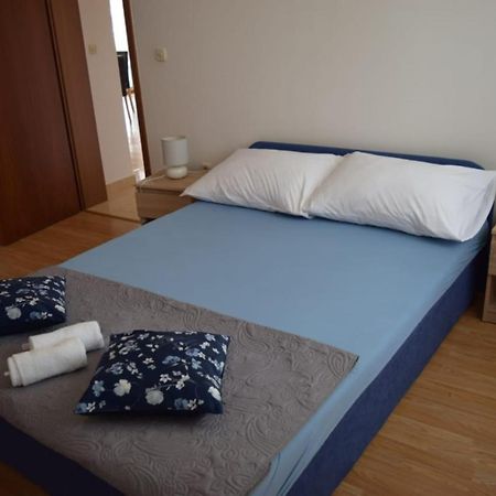 Apartments Marta Kaštel Novi Zewnętrze zdjęcie