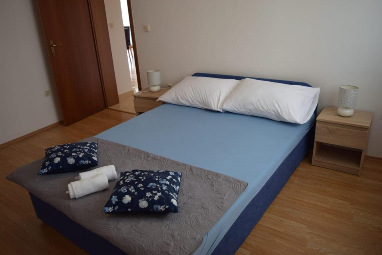 Apartments Marta Kaštel Novi Zewnętrze zdjęcie