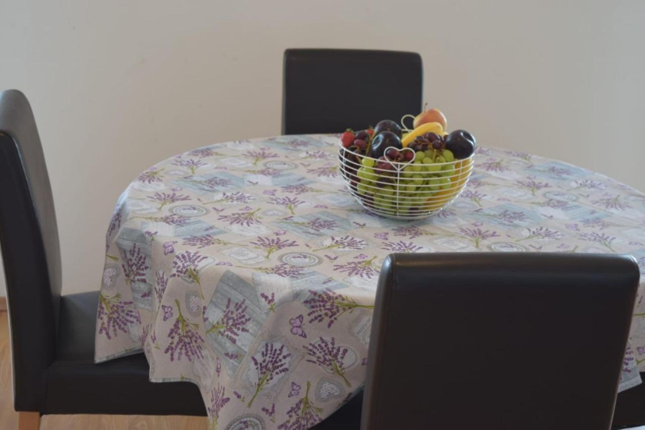 Apartments Marta Kaštel Novi Zewnętrze zdjęcie