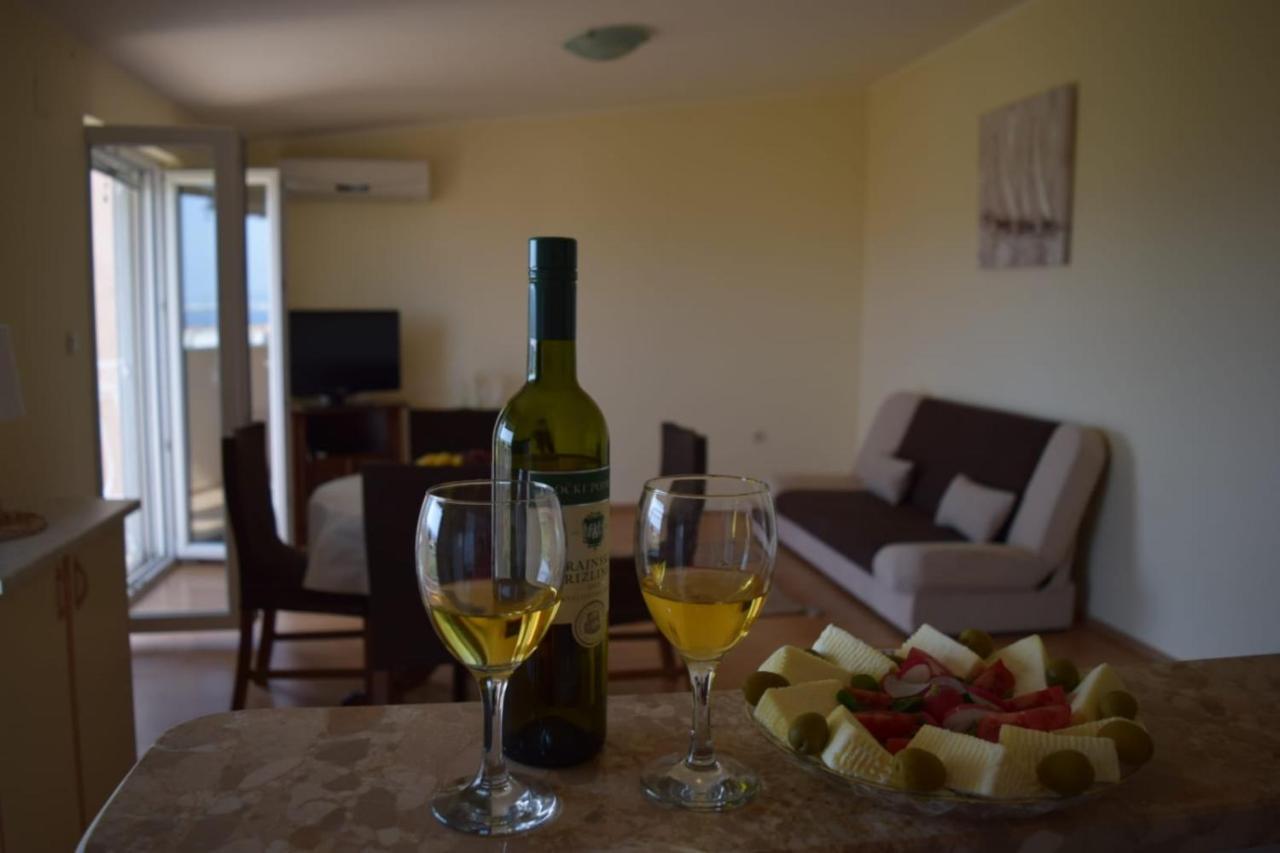 Apartments Marta Kaštel Novi Zewnętrze zdjęcie