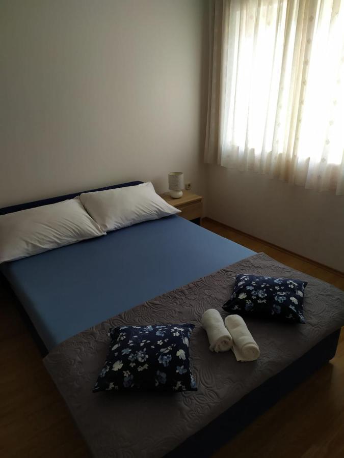 Apartments Marta Kaštel Novi Zewnętrze zdjęcie