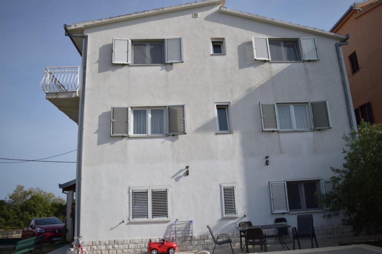 Apartments Marta Kaštel Novi Zewnętrze zdjęcie