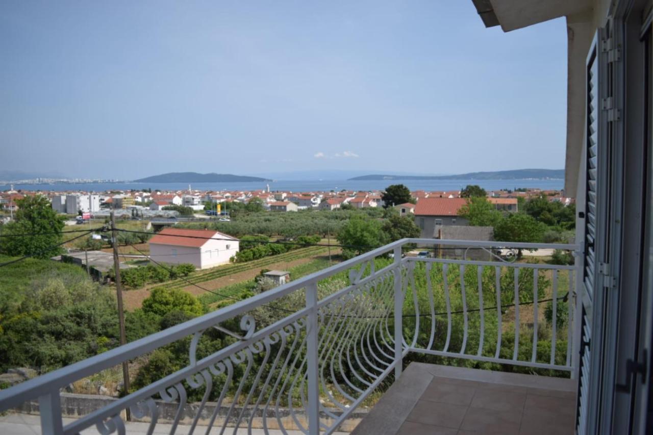 Apartments Marta Kaštel Novi Zewnętrze zdjęcie