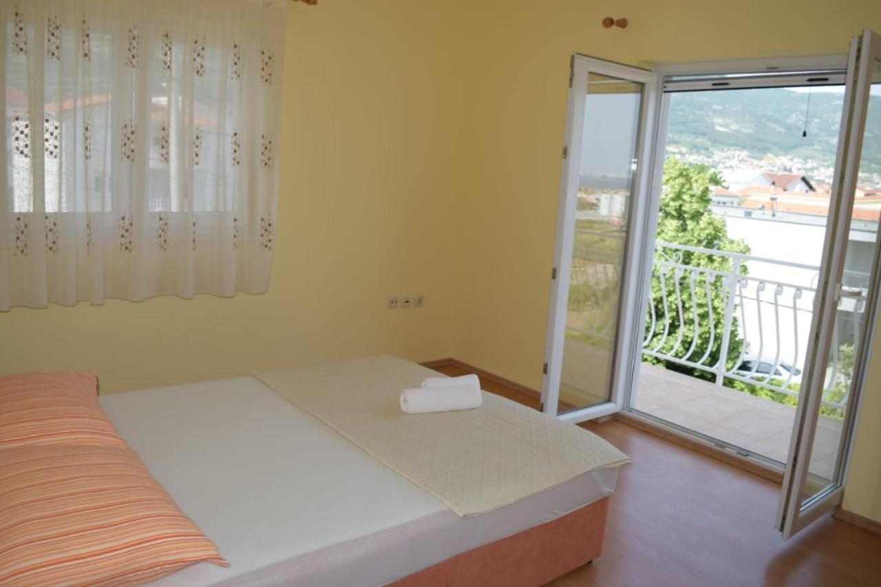 Apartments Marta Kaštel Novi Zewnętrze zdjęcie