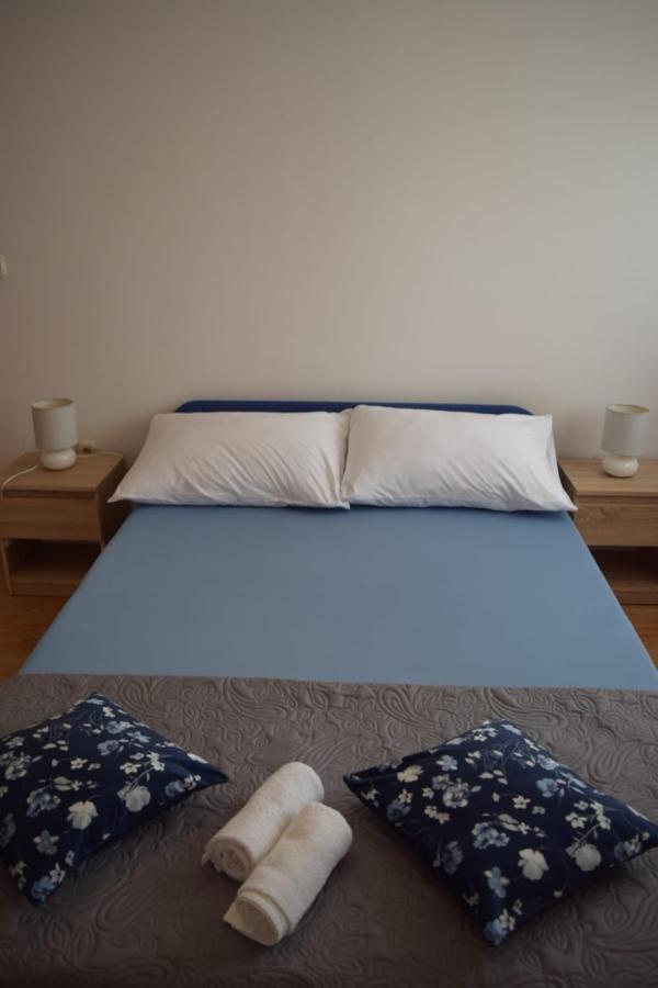 Apartments Marta Kaštel Novi Zewnętrze zdjęcie